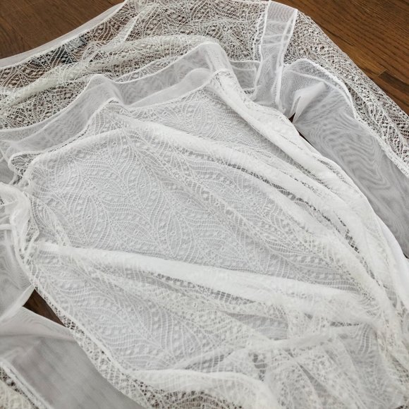 Delicate BCBG Lace Long Sleeve - Picture 9 of 9